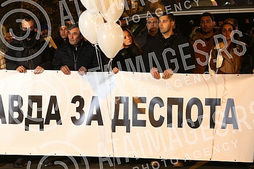 Parents, family and friends of little Despot Mrdjic, who was killed in Prvomajska Street in Zemun on November 24, 2020, when his leg was stuck in the door when getting off the bus, gathered tonight, on the anniversary of his death, and blocked traffi