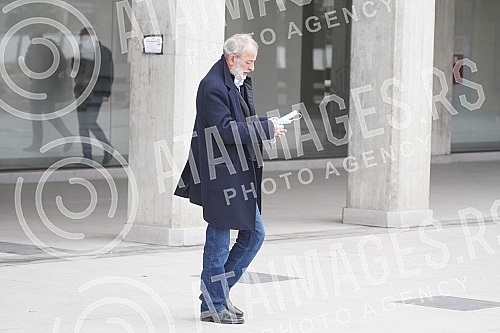 Director Miroslav Mika Aleksic is leaving the Palace of Justice. Reziser Miroslav Mika Aleksic izlazi iz Palate pravde.  