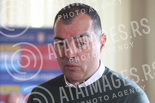 The draw for the semifinals of the Serbian Cup was held in the premises of the Football Association of Serbia.U prostorijama fudbalskog saveza Srbije odrzan je zreb 1/2 finala Kupa Srbije.