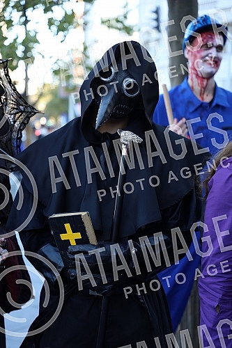 8. Belgrade Zombie Walk is an event organized as part of the 15th Festival of Serbian Fiction Film (October 29 - October 31, 2021), which takes place in the Hall of the Cultural Center.8. Beogradski zombie walk je manifestacija koja je organizovana