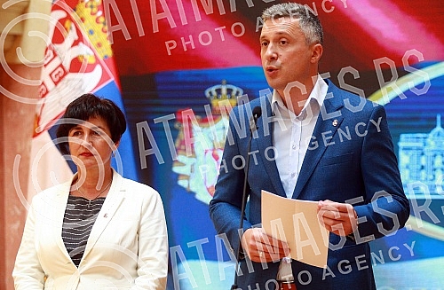 Members of the Parliamentary Group SERBIAN MOVEMENT DVERI - PATRIOT BLOCK held a press conference in the central hall of the National Assembly. Clanovi Poslanicke grupe SRPSKI POKRET DVERI  PATRIOTSKI BLOK odrzali su konferenciju za medije u centr