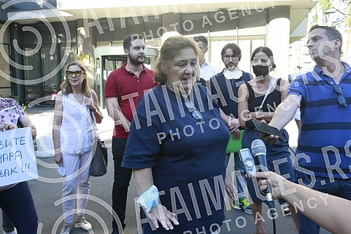 In front of the Municipality of Vracar, a press conference was held by the DSS committee group - Association In front of the Municipality of Vracar, a press conference was held by the DSS committee group - Association