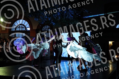 On the stage in the courtyard of the Captain Misa building, the new season of the THEATER theater was solemnly opened with the concert On the stage in the courtyard of the Captain Misa building, the new season of the THEATER theater was solemnly opened with the concert