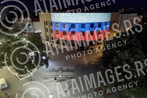 Tonight, the Palace of the Republic in Banja Luka is illuminated with the colors of the Russian flag on the occasion of the national holiday - Russia Day.Palata Republike u Banjaluci veceras je osvetljena bojama ruske zastave povodom nacionalnog pr
