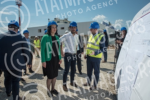 Airports of Serbia organized a tour of the works on the extension of the pier building within the complex of the Constantine the Great Airport in Nis.Aerodromi Srbije organizovao je obilazak radova na dogradnji pristanisne zgrade u okviru kompleksa