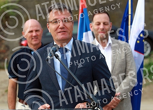 Unveiling of a memorial bench for Slovenian pilot Edvard Rusjan, organized by the Embassy of Slovenia in Edvard Rusjan Park in the new line park next to the Concrete Hall.Otkrivanje spomen klupe slovenackom pilotu Edvardu Rusjanu u organizaciji Amb