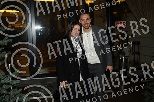 Singer Katarina Grujic and football player Marko Gobeljic became the parents of daughter Katja yesterday, and on that happy occasion, a celebration was held tonight at the Topciderac restaurant.