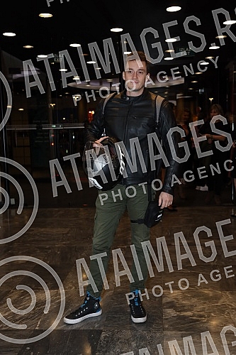 Celebrities at the premiere of the play 