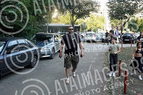 Grand opening of the terrain made of 20,000 recycled sneakers in Block 70.Svecano otvaranje terena napravljenog od 20.000 recikliranih patika u Bloku 70.