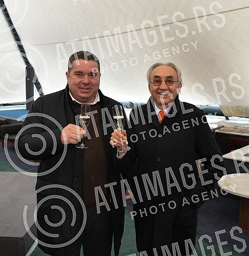 In the Sava Center, Delta Holding marked the beginning of the reconstruction of that congress center.
U Sava centru kompanja Delta holding obelezila je pocetak rekonstrukcije tog kongresnog centra. In the Sava Center, Delta Holding marked the beginning of the reconstruction of that congress center.
U Sava centru kompanja Delta holding obelezila je pocetak rekonstrukcije tog kongresnog centra.