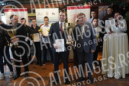 The Shooting Association of Serbia held a solemn proclamation of the most successful shooters, coaches and clubs of Serbia for 2021 in the cafe-restaurant 