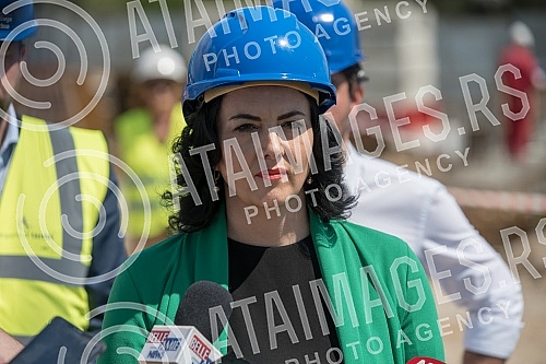 Airports of Serbia organized a tour of the works on the extension of the pier building within the complex of the Constantine the Great Airport in Nis.
Aerodromi Srbije organizovao je obilazak radova na dogradnji pristanisne zgrade u okviru kompleksa Airports of Serbia organized a tour of the works on the extension of the pier building within the complex of the Constantine the Great Airport in Nis.
Aerodromi Srbije organizovao je obilazak radova na dogradnji pristanisne zgrade u okviru kompleksa