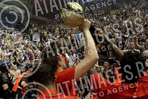 Serbian basketball League (KLS) playoffs final, 4th game, between KK Crvena Zvezda Telekom and KK Partizan NIS played at Aleksandar Nikolic sports hall.Cetvrta utakmica finala plej ofa Kosarkaske Lige Srbije (KLS) izmedju kosarkasa Crvene zvezde Tel