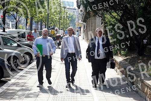 On the occasion of all the lies of the mafia clan of Veljko Belivuk and tycoon politicians close to them and their media in the country and abroad, the vice president of the SNS Main Board Milos Vucevic filed a criminal complaint against Serbian Pres