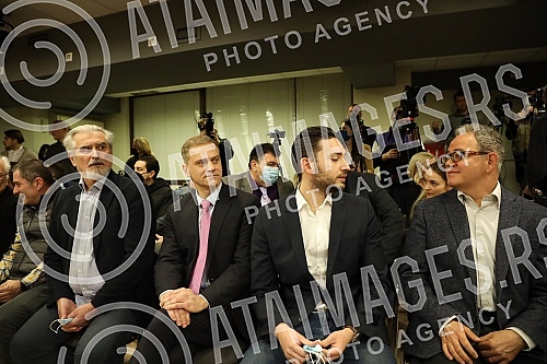 The Freedom and Justice Party, the People's Party, the Democratic Party, the Free Citizens Movement, the Movement for Change, the Free Serbia Movement, the Sloga Trade Union, the Democratic Union of Vojvodina Hungarians and the Civic Platform held a 