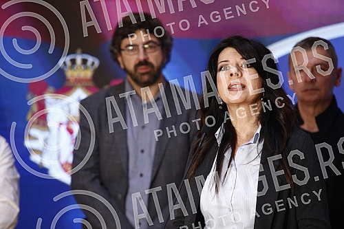 In the House of the National Assembly, a joint media conference of opposition MPs on the occasion of launching a petition for the release of arrested activists from Majdanpek.U  Domu Narodne skupstine zajednicka konferencija za medije opozicionih p
