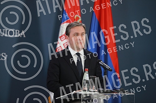 Serbian Foreign Minister Nikola Selakovic met with Turkish Foreign Minister Mevlut Cavusoglu.
Ministar spoljnih poslova Srbije Nikola Selakovic sastao se sa ministrom spoljnih poslova Turske Mevlutom Cavusogluom. Serbian Foreign Minister Nikola Selakovic met with Turkish Foreign Minister Mevlut Cavusoglu.
Ministar spoljnih poslova Srbije Nikola Selakovic sastao se sa ministrom spoljnih poslova Turske Mevlutom Cavusogluom.