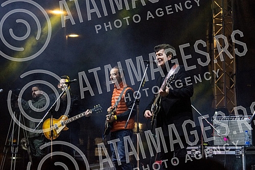 On Women's Day, March 8, the pop-rock band Bajaga and Instructors held a free concert in the low square of King Milan.Na Dan zena, 8. marta, pop-rok grupa Bajaga i instruktori odrzala je besplatan koncert na niskom trgu Kralja Milana.