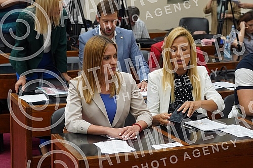 The President of the Assembly of the City of Belgrade Nikola Nikodijevic has scheduled the Session of the Assembly of the City of Belgrade on whose agenda is the election of the Mayor of Belgrade, Deputy Mayor and members of the City Council.Predse