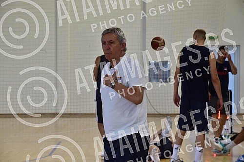 The open part of the training of the men's senior basketball team of Serbia at the FSS Sports Center in Stara Pazova.Otvoreni deo treninga muske seniorske kosarkaske reprezentacije Srbije u Sportskom centru FSS u Staroj Pazovi. 