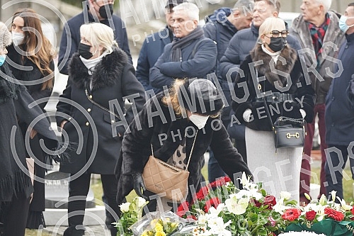 A memorial service on the occasion of the 40th day since the death of Milutin Mrkonjic was held at the New Cemetery.Pomen povodom 40 dana od smrti Milutina Mrkonjica odrzan je na Novom groblju.