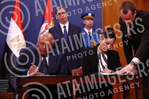 The Director of the Museum of African Art in Belgrade, Marija Aleksic, and the Minister of Foreign Affairs of Egypt, Samih Sukri, signed a Memorandum of Cooperation between the Museum in Belgrade and the National Museum of Egyptian Civilization in Ca