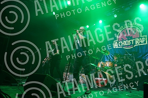 One of the most popular bands in the region, Hladno pivo, organized by the Long Play agency, held a big Belgrade concert in the Belekspo Center, as part of a series of performances before, as they announce, a long concert break.Jedan od najpopularn