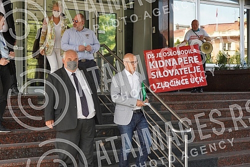 On the occasion of all the lies of the mafia clan of Veljko Belivuk and tycoon politicians close to them and their media in the country and abroad, the vice president of the SNS Main Board Milos Vucevic filed a criminal complaint against Serbian Pres