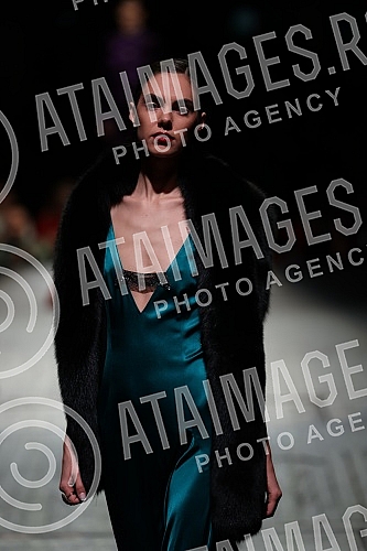 The 50th L'Oreal Belgrade Fashion Week closed with a fashion show of the VIgorÂ® collection of Igor Todorovic's atelier.Modnom revijom kolekcije VIgorÂ® ateljea Igora Todorovica zatvorena je 50. L'Oreal beogradska nedelja mode. 