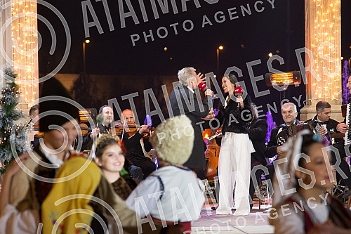 This year's New Year's program of the Public Media Service will be different from the previous ones, due to the coronary virus pandemic and will be broadcast from city squares, not from studios, which is why it is called This year's New Year's program of the Public Media Service will be different from the previous ones, due to the coronary virus pandemic and will be broadcast from city squares, not from studios, which is why it is called