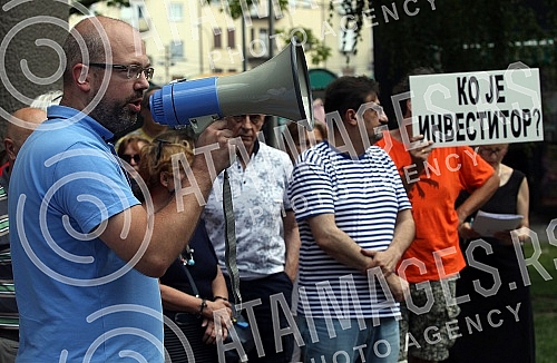 A protest against the demolition of a residential building in Vidovdanska Street, organized by the coalition A protest against the demolition of a residential building in Vidovdanska Street, organized by the coalition