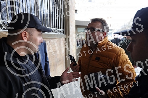 The Serbian Progressive Party handed over the list for the parliamentary elections to Aleksandar Vucic - Together we can do all the certified statements of the voters who support it, today, February 16, 2022. year, at 15 o'clock, at the headquarters 