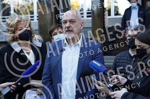 The Democratic Party and the Assembly of Free Serbia held a joint press conference in front of the Ministry of Health and Of the Republic Public Prosecutor's Office, and the topic of the conference was the filing of criminal charges against the Prime