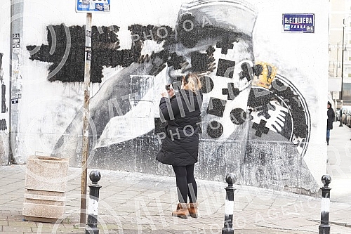 Murals dedicated to the former commander of the Army of the Republic of Srpska, Ratko Mladic, and the commander of the Yugoslav Army in the homeland, Dragoljub Draza Mihailovic, on the corner of Njegoseva and Aleksa Nenadovica Streets, were damaged a Murals dedicated to the former commander of the Army of the Republic of Srpska, Ratko Mladic, and the commander of the Yugoslav Army in the homeland, Dragoljub Draza Mihailovic, on the corner of Njegoseva and Aleksa Nenadovica Streets, were damaged a