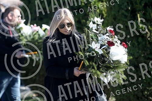 Funeral of Divna Karleusa held on Beanijsko cemetary.
Sahrana povodom smrti Divne Karleuse odrzana na Bezanijskom groblju. Funeral of Divna Karleusa held on Beanijsko cemetary.
Sahrana povodom smrti Divne Karleuse odrzana na Bezanijskom groblju.