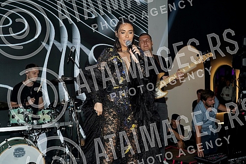 Performance of Ana Nikolic at the opening of the event center The Dream.Nastup Ane Nikolic na otvaranje event centra The Dream.