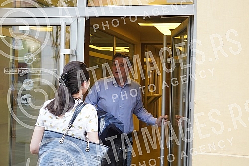 Promotion of the book by Zarko Lausevic Padre, idiot! was held at the Student Cultural Center.Promocija knjige Zarka Lausevica Padre, idiote! odrzana je u Studentskom kulturnom centru. 