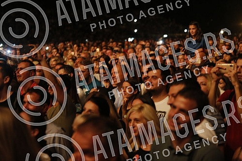 Concert of 2 Cellos held on Kalemegdan.Koncert 2 Cellos na Kalemegdanu.