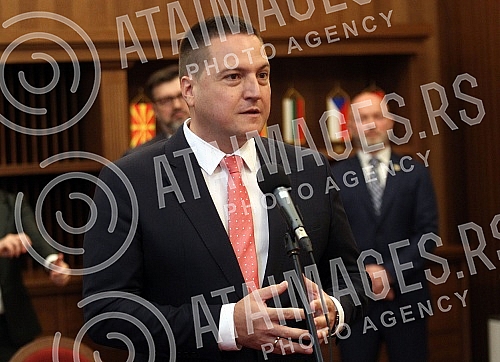 The Prime Minister of the Republic of Serbia, Ana Brnabic, attended the signing of the Memorandum of Cooperation on the development of a dual model of studies in higher education in the building of the Aviation Academy. Predsednica Vlade Republike 