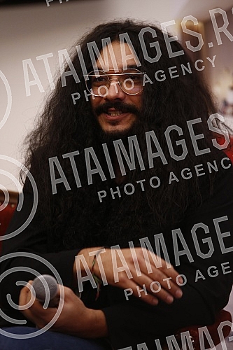 On the occasion of the upcoming concert by violinist Nemanja Radulovic in Kolarac and the release of the first album for Warner Classics, a press conference was held in the Music Gallery of the Kolarac Foundation.Povodom predstojeceg koncerta violi