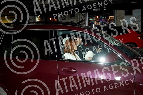 Zeljka Joksimovic's 50th birthday celebration was held at the Dorcoleta Club.Proslava 50. rodjendana Zeljka Joksimovic odrzana je u u klubu Dorcoleta.