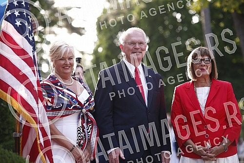 US Ambassador to Serbia Christopher Hill hosted a reception to celebrate the national holiday of the United States, Independence Day.Ambasador SAD u Srbiji Kristofer Hil priredio je prijem povodom proslave nacionalnog praznika Sjedinjenih Americkih