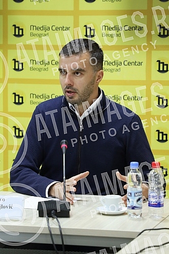 Press conference of the Initiative Kreni - Promeni on Amendments to the Law on Referendum and People's Initiative.Konferencija za novinare Inicijative Kreni - Promeni o izmenama Zakona o referendumu i narodnoj inicijativi.