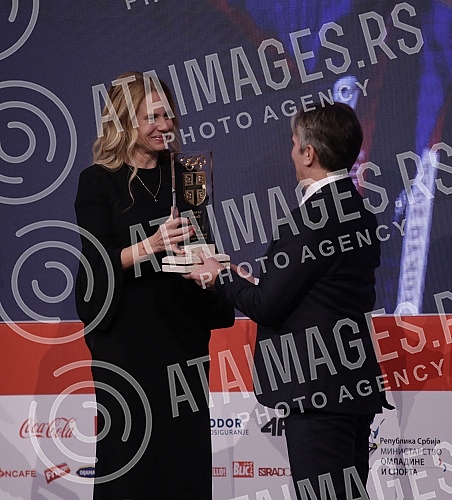 The ceremony on the occasion of the Day of the Olympic Committee of Serbia and the Election for the most successful athletes, teams and coaches of Serbia in 2021 was held in the House of the National Assembly.Svecanost povodom Dana Olimpijskog komi