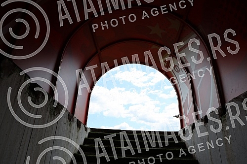 Exactly 30 years have passed since Crvena Zvezda made its name in the history of European football, winning the title of European Champion in Bari, and on that occasion a cocktail party was held where numerous club legends evoked memories of the grea