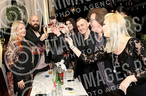 Sanja Ilic and Balkanika celebrated the victory on Beovizija and going to Eurosong in Lisbon at the Usce restaurant.Sanja Ilic i Balkanika proslavila je pobedu na Beoviziji i odlazak na Eurosong u Lisabon u restoranu Usce.