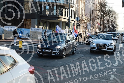 Driving a car called Z to win from the Sava Center to the Church of the Holy Trinity, next to the Church of St. Mark in support of Russia.
Voznja automobilima pod nazivom Z za pobedu od Sava centra do hrama Svete Trojice, pored Crkve Svetog Marka u Driving a car called Z to win from the Sava Center to the Church of the Holy Trinity, next to the Church of St. Mark in support of Russia.
Voznja automobilima pod nazivom Z za pobedu od Sava centra do hrama Svete Trojice, pored Crkve Svetog Marka u