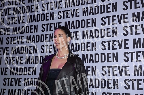 The fashion show of the famous footwear brand Steve Madden was held in Hangar 1 in the Port of Belgrade.Modna revija poznatog brenda obuce Steve Madden odrzana je u Hangaru 1 u Luci Beograd.