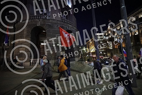 War veterans and People's Patrols organized a protest on the day of the beginning of the NATO aggression on our country, in front of the General Staff.Ratni veterani i Narodne patrole organizovali su protest na dan pocetka agresije NATO pakta na na