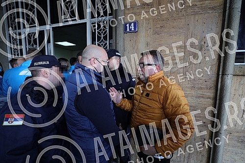 The Serbian Progressive Party handed over the list for the parliamentary elections to Aleksandar Vucic - Together we can do all the certified statements of the voters who support it, today, February 16, 2022. year, at 15 o'clock, at the headquarters 